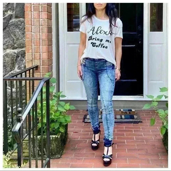 ACD WASH ROCK & ROLL CHIC SKINNY JEANS W/DETAIL - Picture 2 of 7